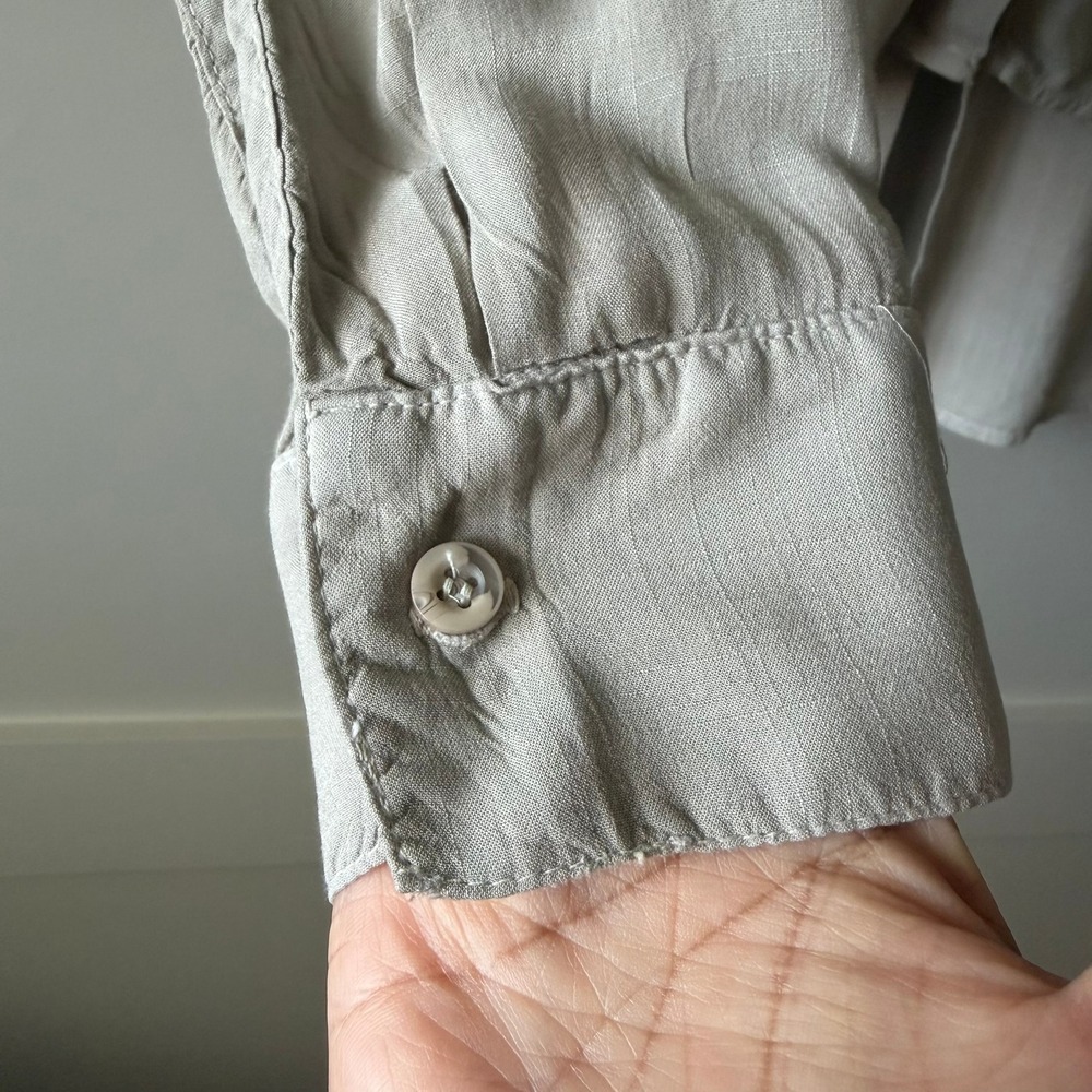 Bella Dahl Split Back Button‎ Down Shirt Womens XS Taupe 100% Rayon Made USA - Picture 8 of 16